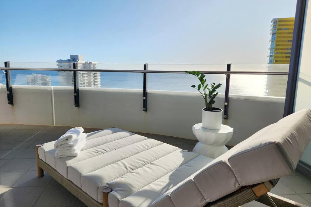 Modern Luxury With Breathtaking Ocean Views * Gold Coast