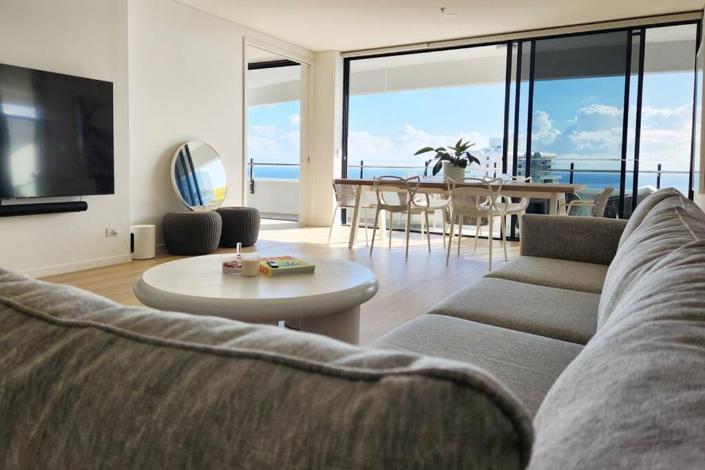 Modern Luxury With Breathtaking Ocean Views Apartment *